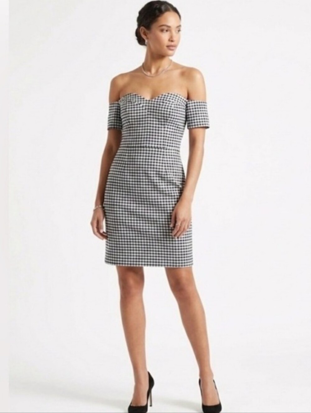Gorgeous GUESS Gingham Off-the-Shoulder Mini Dress